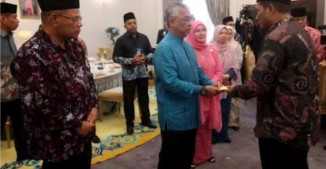 King, Queen attend high-tea reception to commemorate Lahad Datu heroes