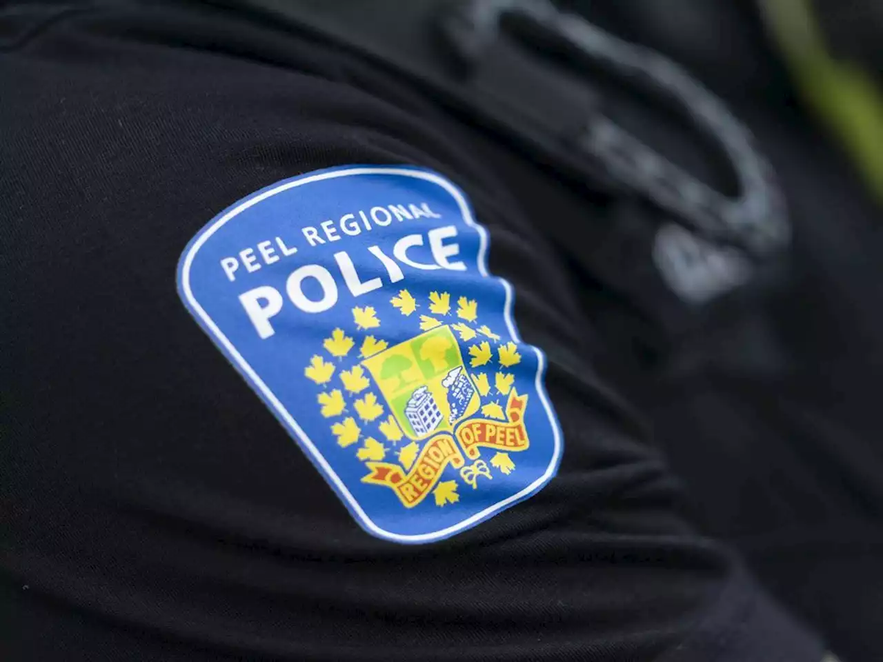 Non-emergency calls overwhelming Peel Region’s 911 service: Cops