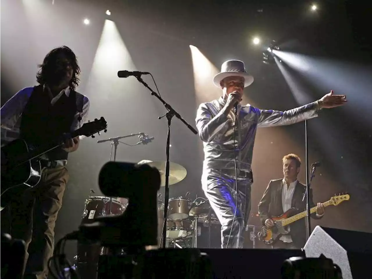 Tragically Hip announce 25th anniversary edition of 'Phantom Power'