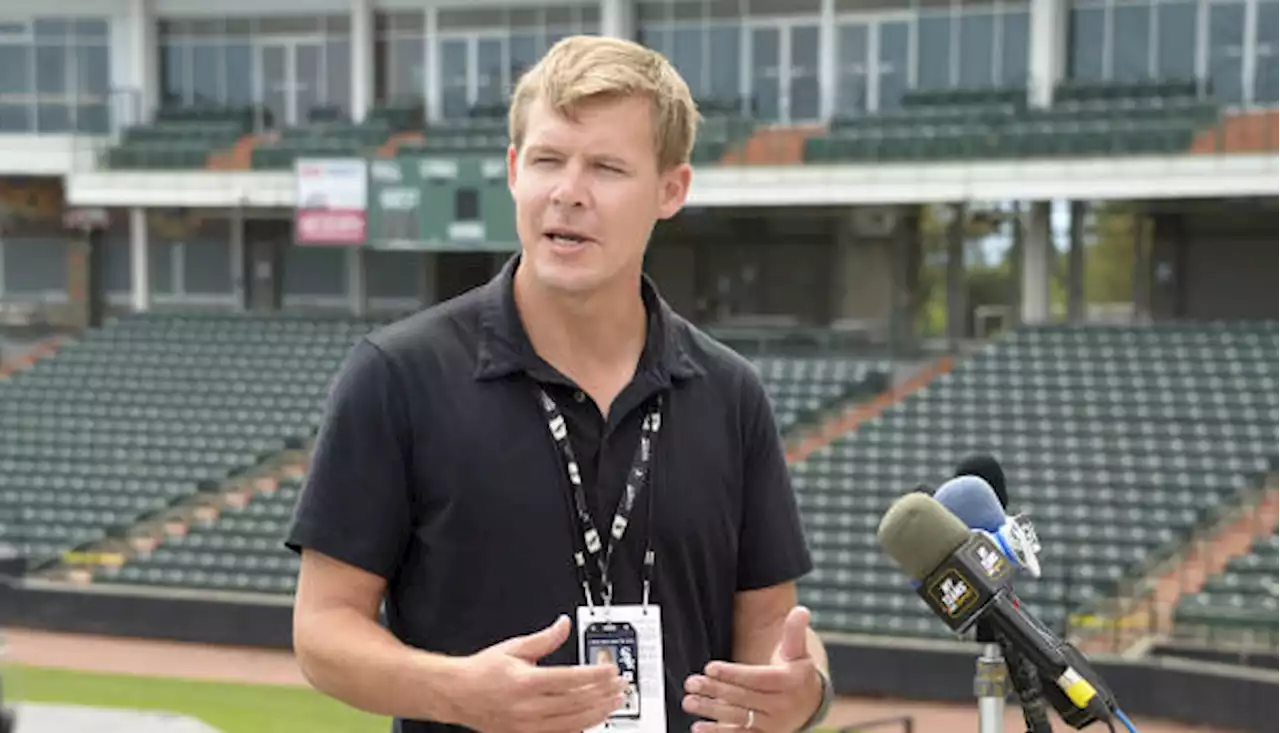 White Sox promote former player Chris Getz to general manager