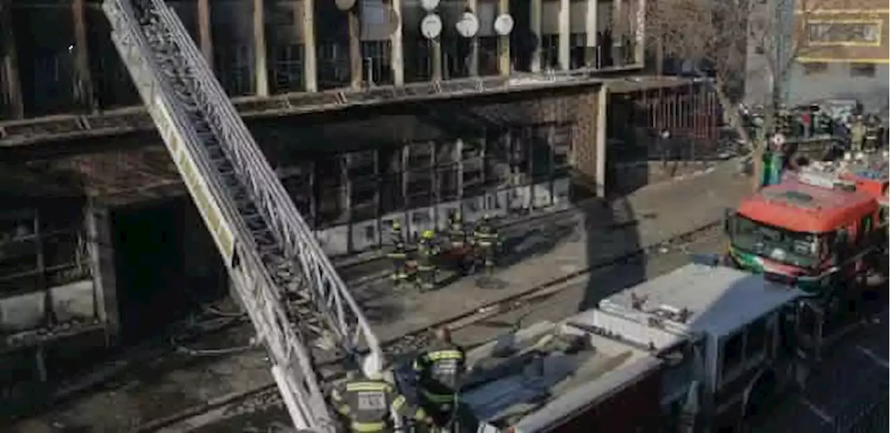 Incêndio em edifício de Johannesburgo deixa mais de 70 mortos