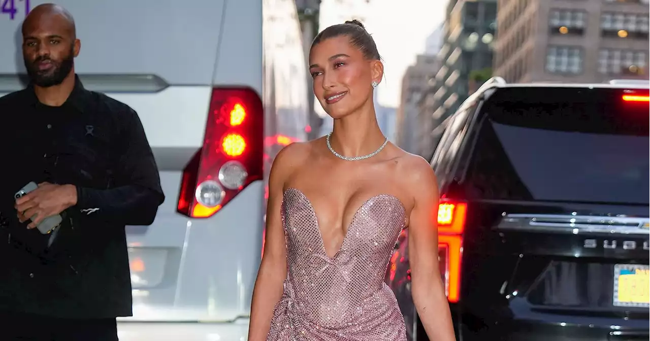 Hailey Baldwin’s Style Evolution: Her Best Fashion Looks