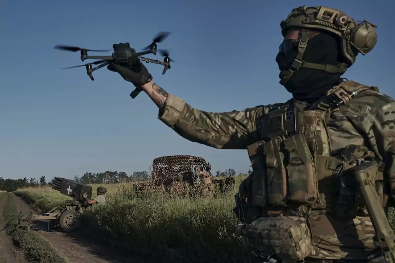 Como os ataques de drones na Rússia e Ucrânia estão mudando a guerra moderna