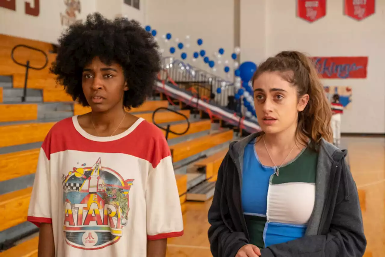 New queer teen comedy 'Bottoms' is unhinged in a good way