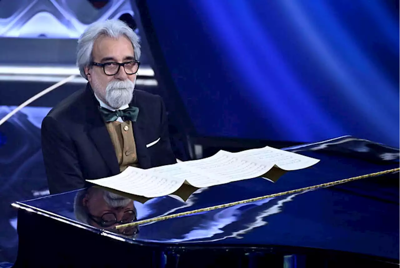 Vessicchio vince causa per i diritti d'autore contro la Rai - Spettacolo - Ansa.it