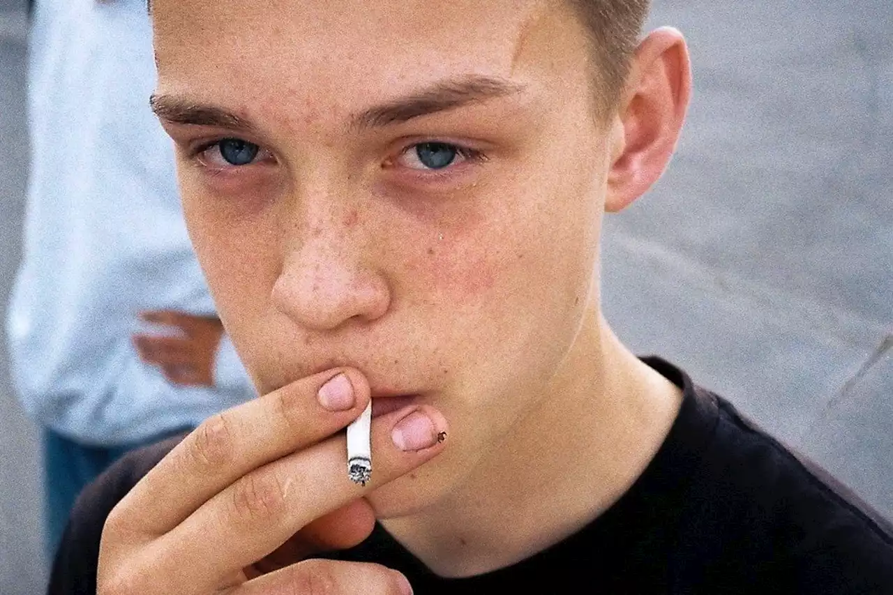 Photos Capturing the Bittersweet End of Adolescence