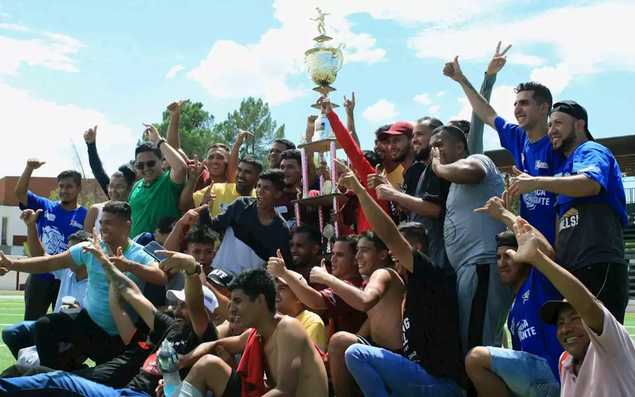 Migrantes organizan su propia 'Copa América' en Ciudad Juárez y gana Venezuela