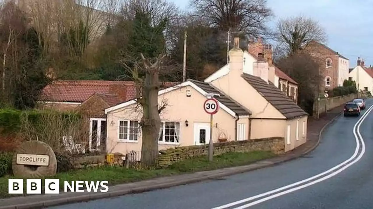 Topcliffe: Residents hit out at Yorkshire Water over raw sewage smells