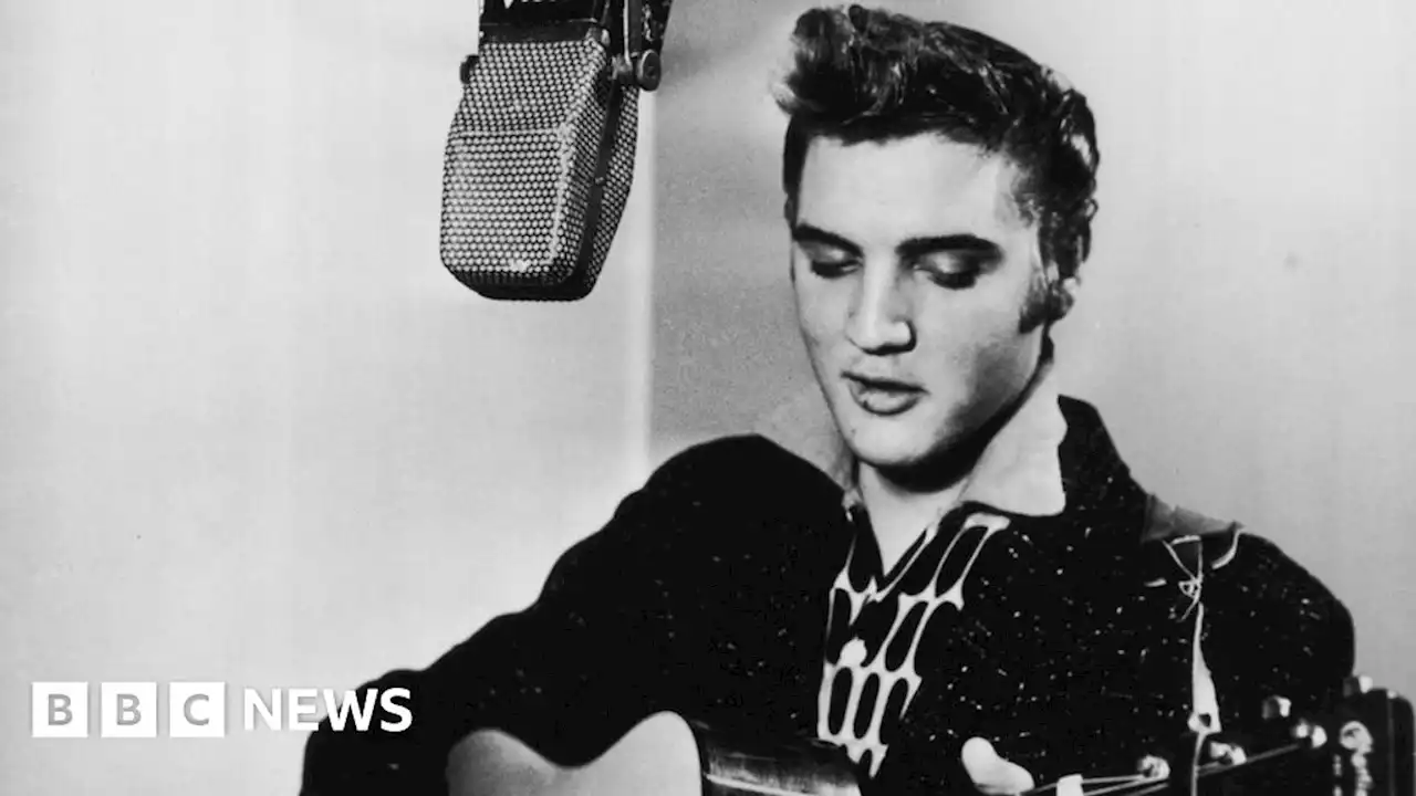 Elvis Presley's coat set to fetch £15k at Wiltshire auction