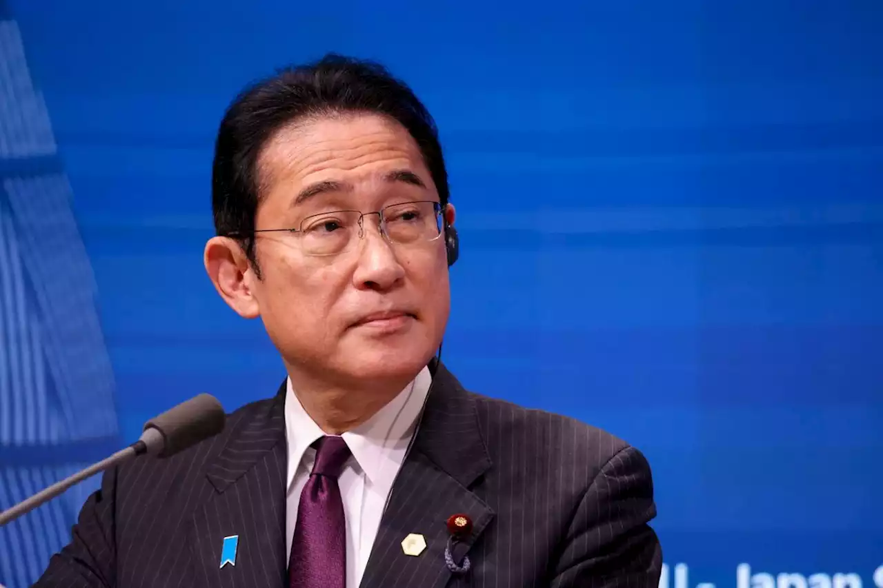 Japan PM Apologizes for ID Card Problems as He Backs Its Use