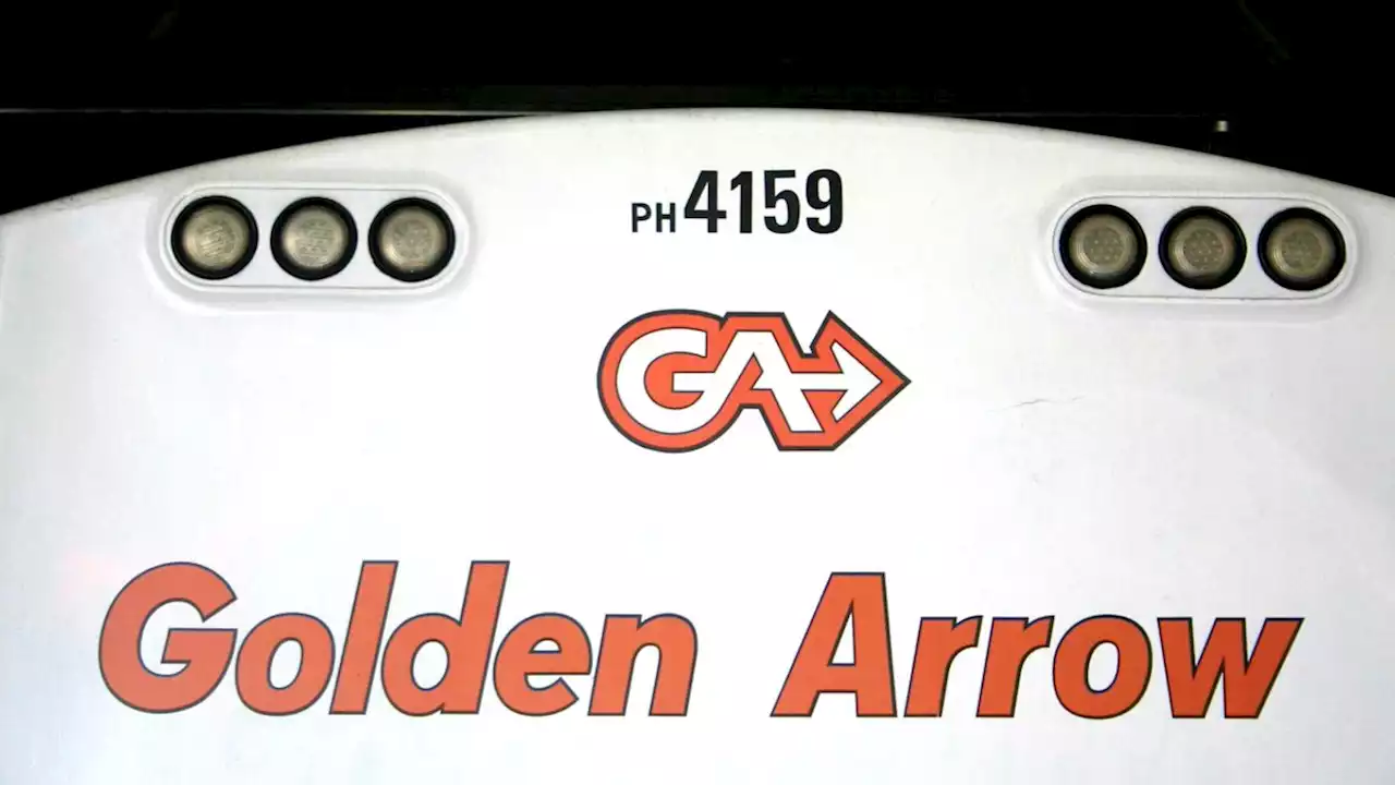 Golden Arrow bus driver sustains gunshot wound to the leg in Khayelitsha