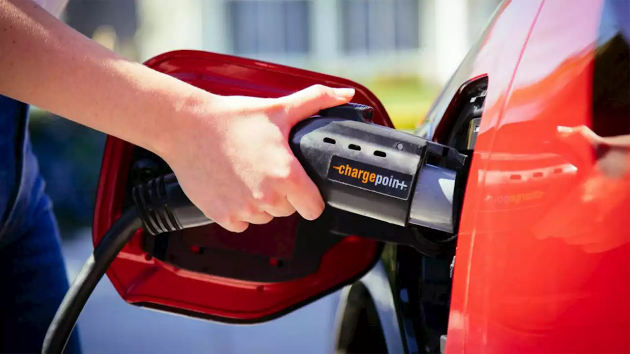 Study Shows Charging An EV Costs More Than Filling Up An ICE Car | Carscoops