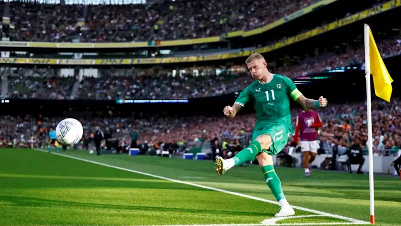 Ireland midfielder McClean joins Wrexham