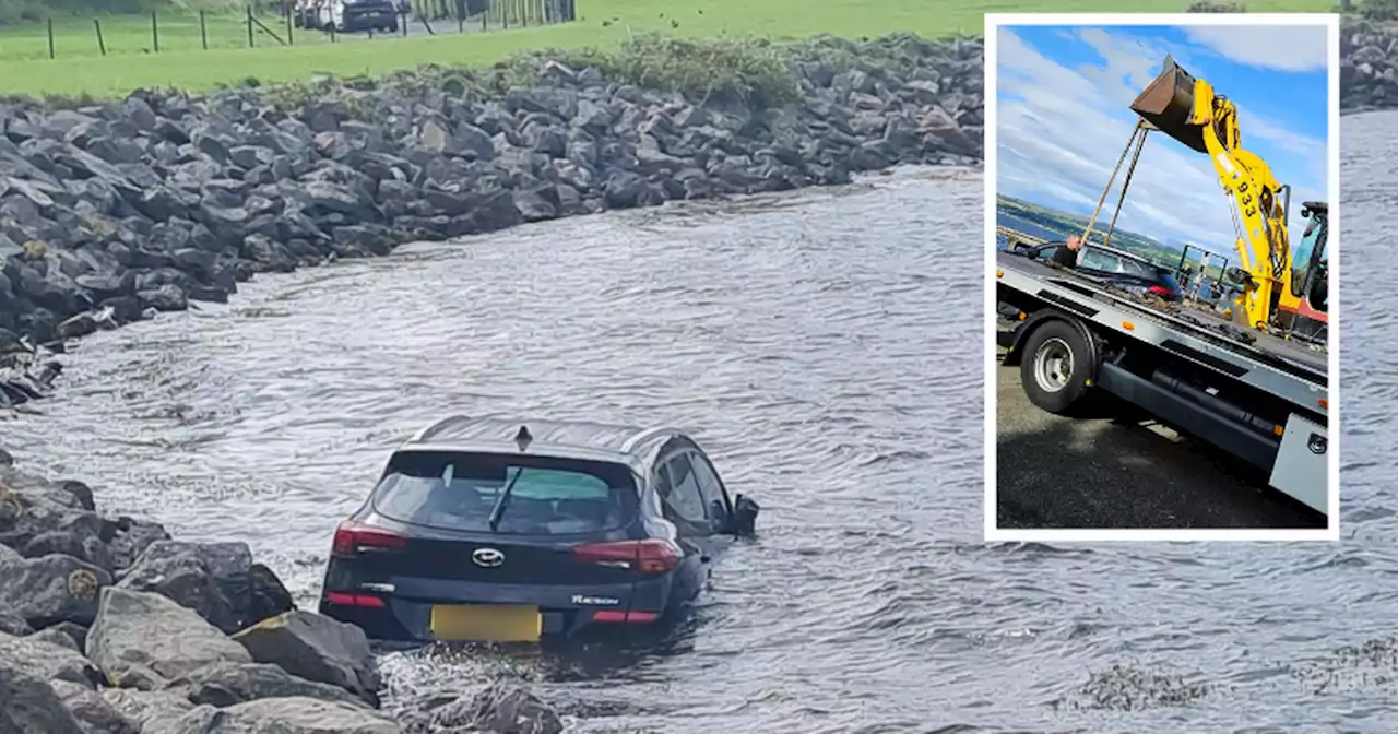 Car plunges into River Clyde as woman rushed to hospital after water rescue