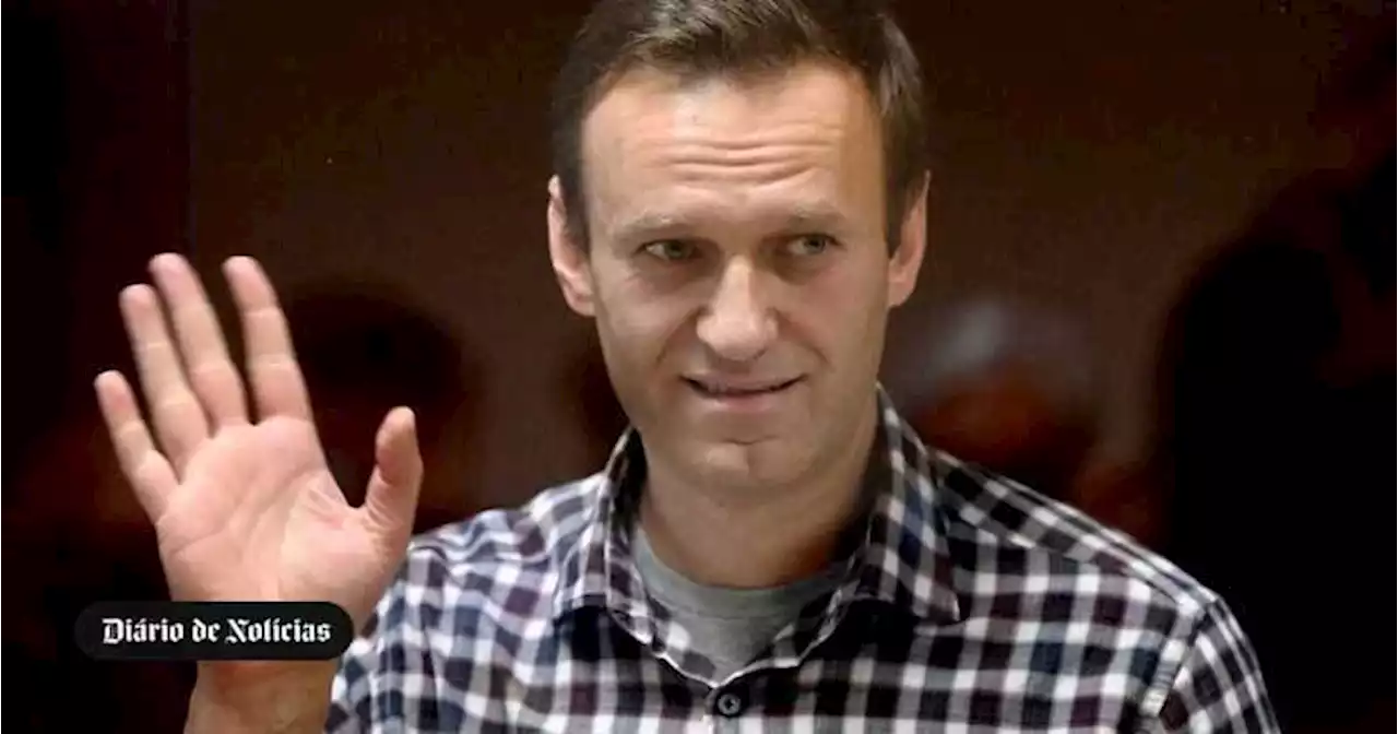 Tribunal russo condena Navalny a mais 19 anos de prisão por ″extremismo″