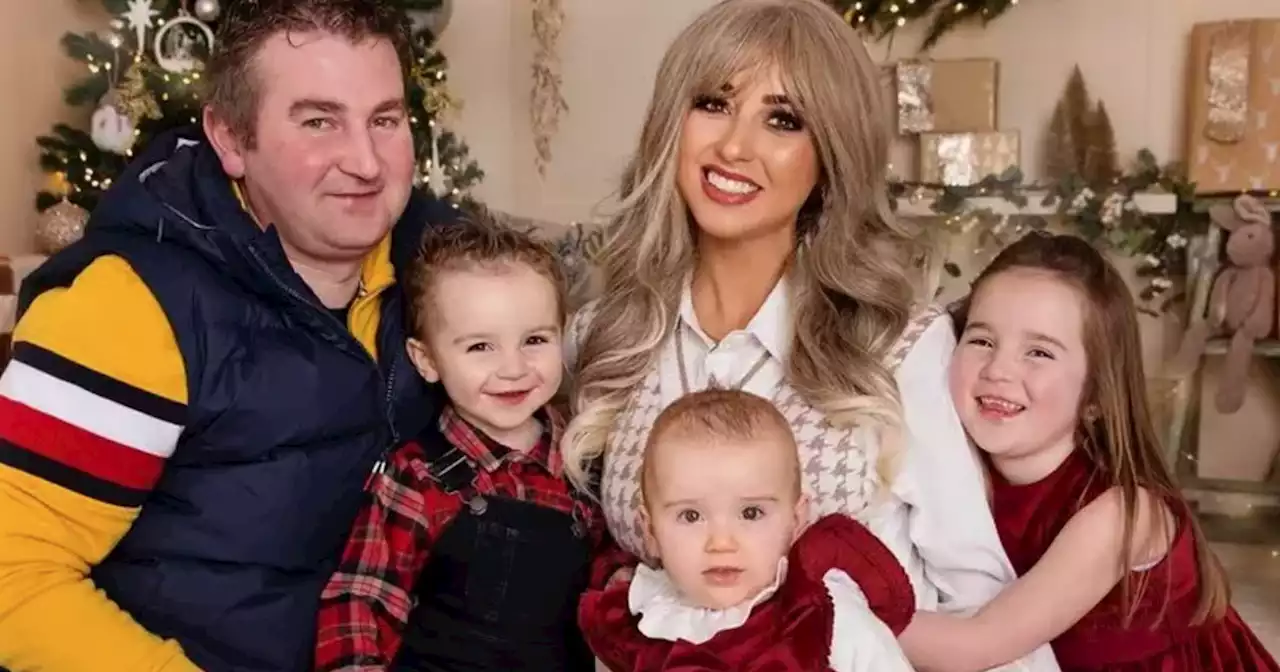 Mum dies of rare ovarian cancer following diagnosis after birth of third child