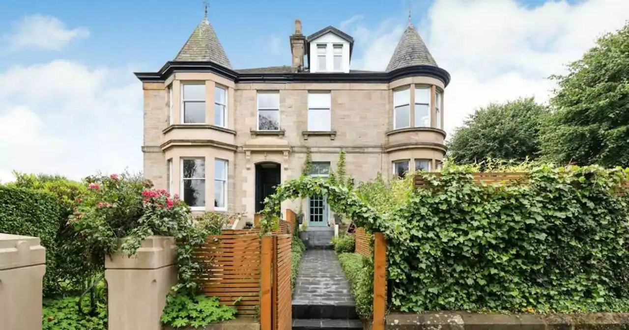 Stunning Glasgow duplex with immaculate decor and original charm up for sale