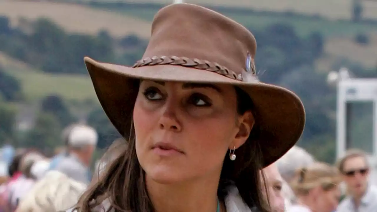 Princess Kate is rodeo-ready in skinny jeans and knee-high boots in epic throwback photo