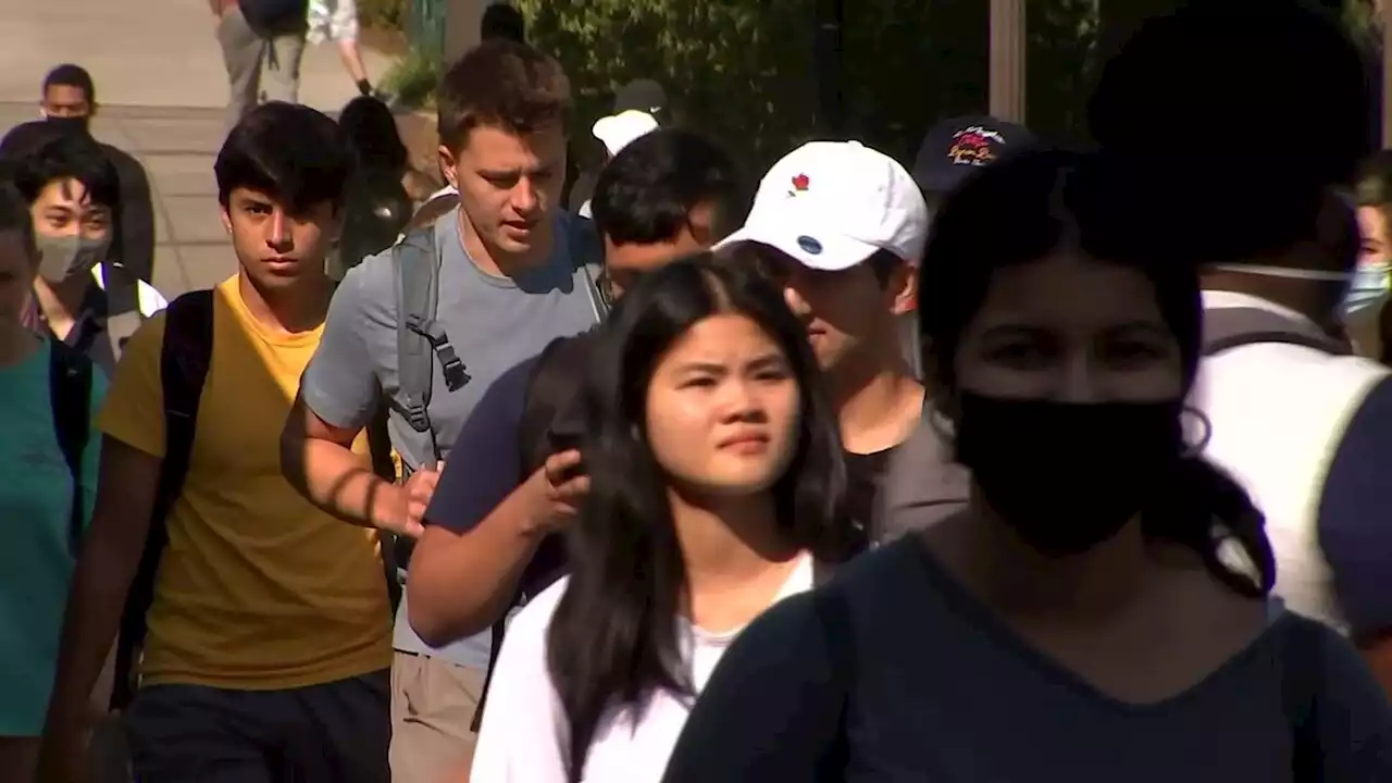 Scams target college students heading back to campus