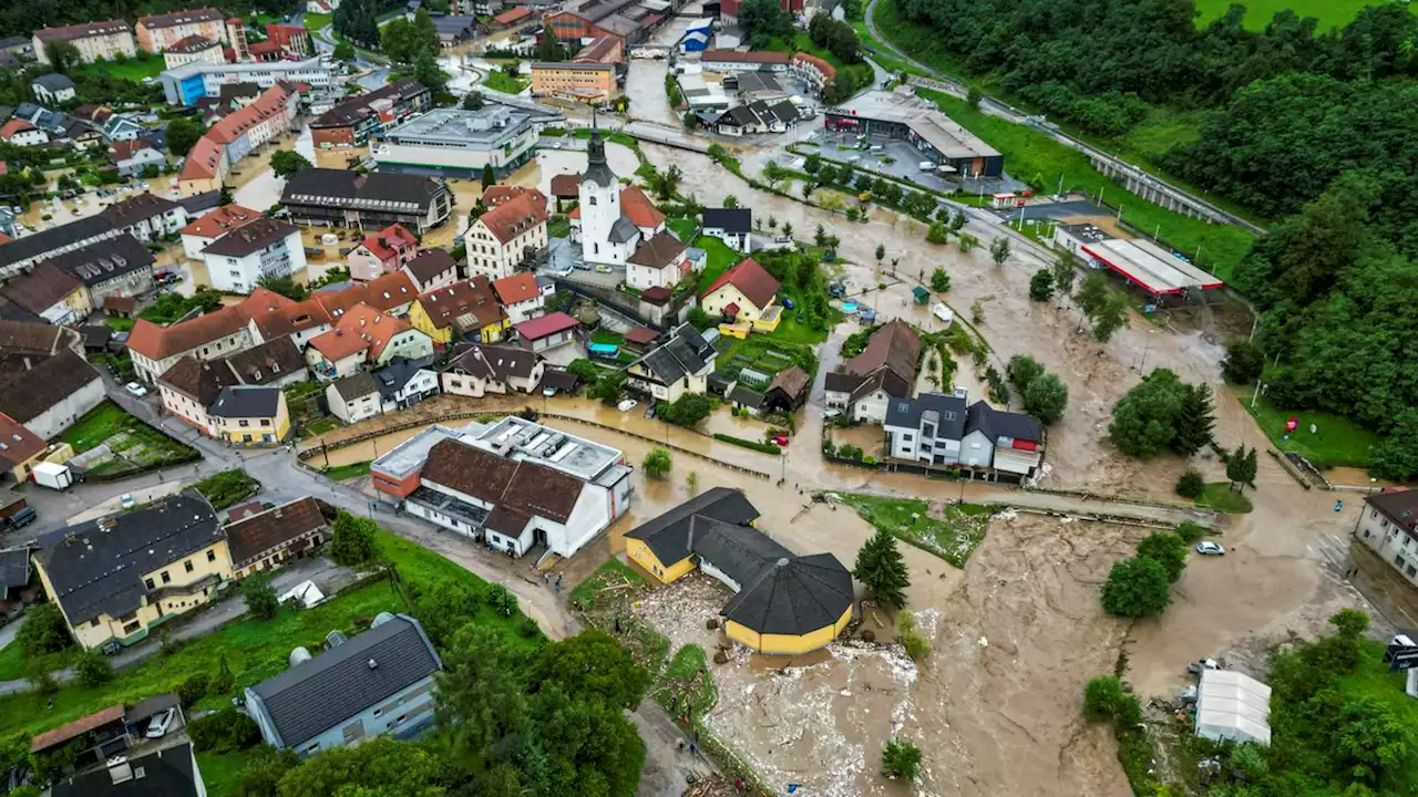 Höchste Alarmstufe: Erste Todesopfer in den Fluten