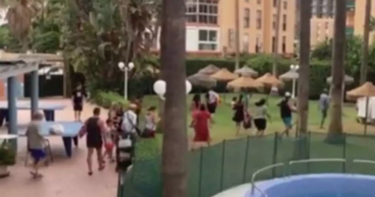 Holidaymakers caught on camera in mad dash for sun-loungers at Spanish hotel