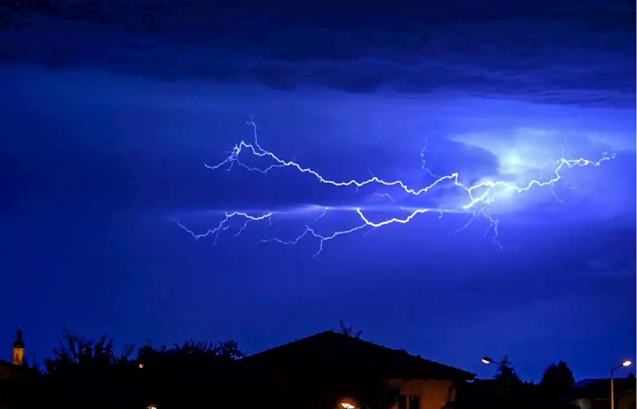 Deutscher Wetterdienst warnt vor starken Gewittern in der Region