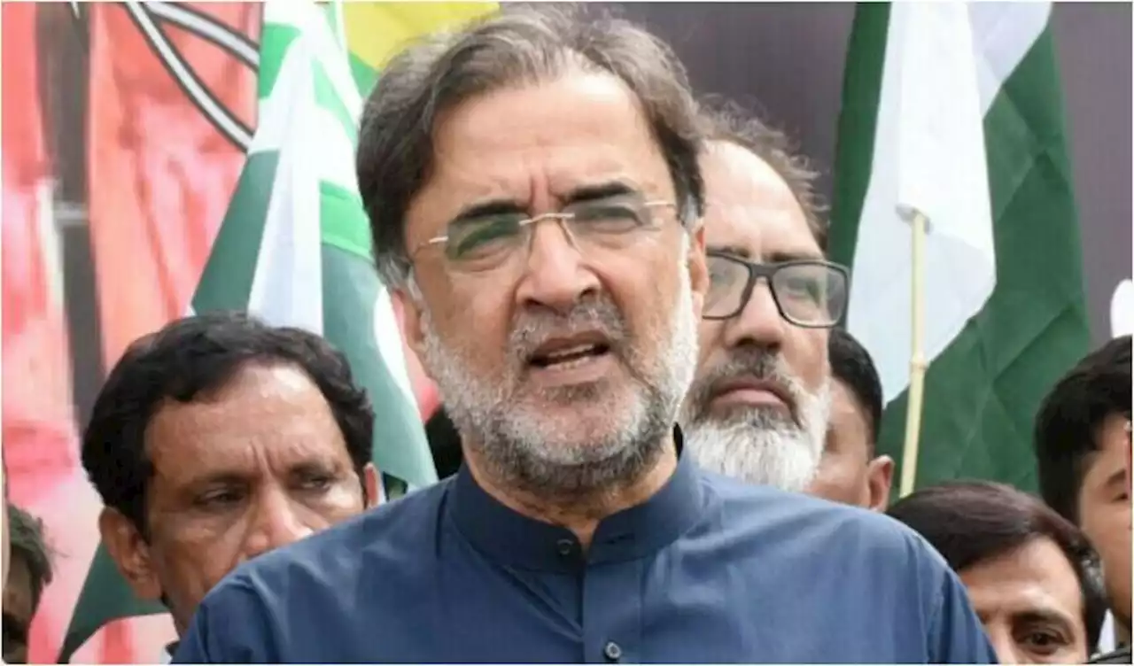 سیاسی شخصیت کونگران وزیراعظم بنانے کاحامی ہوں اسحاق ڈا رکے نام پر اعتراض نہیں تھا لیکن وہ وزارت عظمی کی دوڑ میں شامل نہیں: قمر زمان کائرہ
