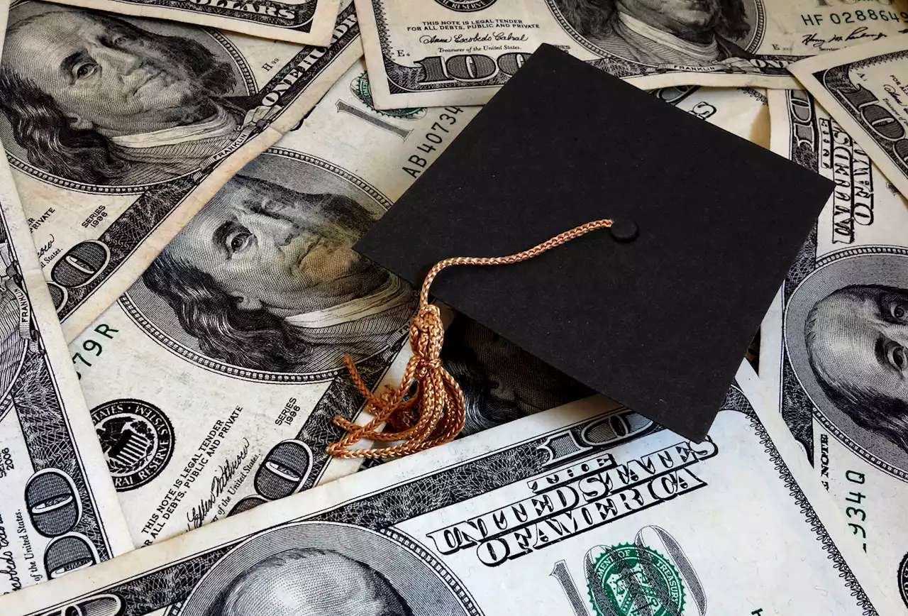 Student loan update: Democrats' plan would erase thousands in debt interest