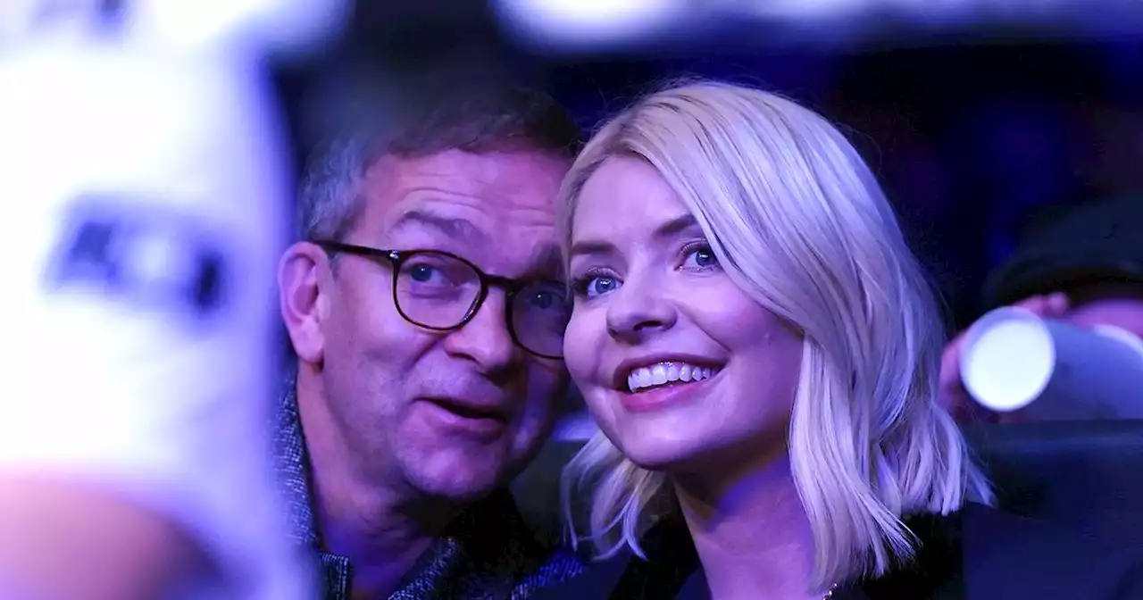 Holly Willoughby kisses husband in rare snap for 16th wedding anniversary