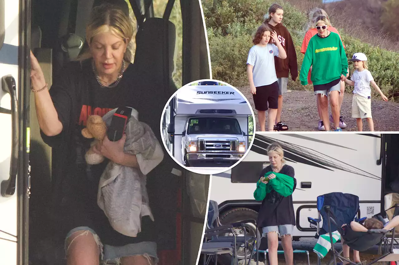 See photos of ‘struggling’ Tori Spelling and her kids living in RV