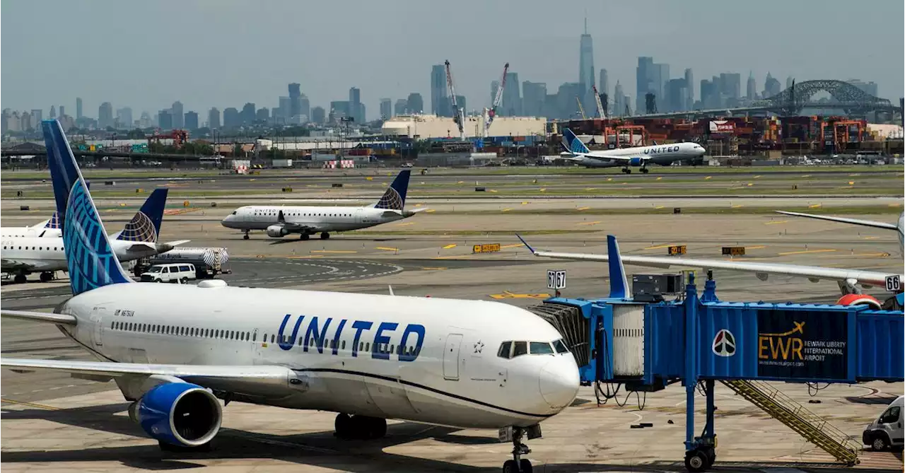 United Airlines buying land in Denver as it pursues growth strategy