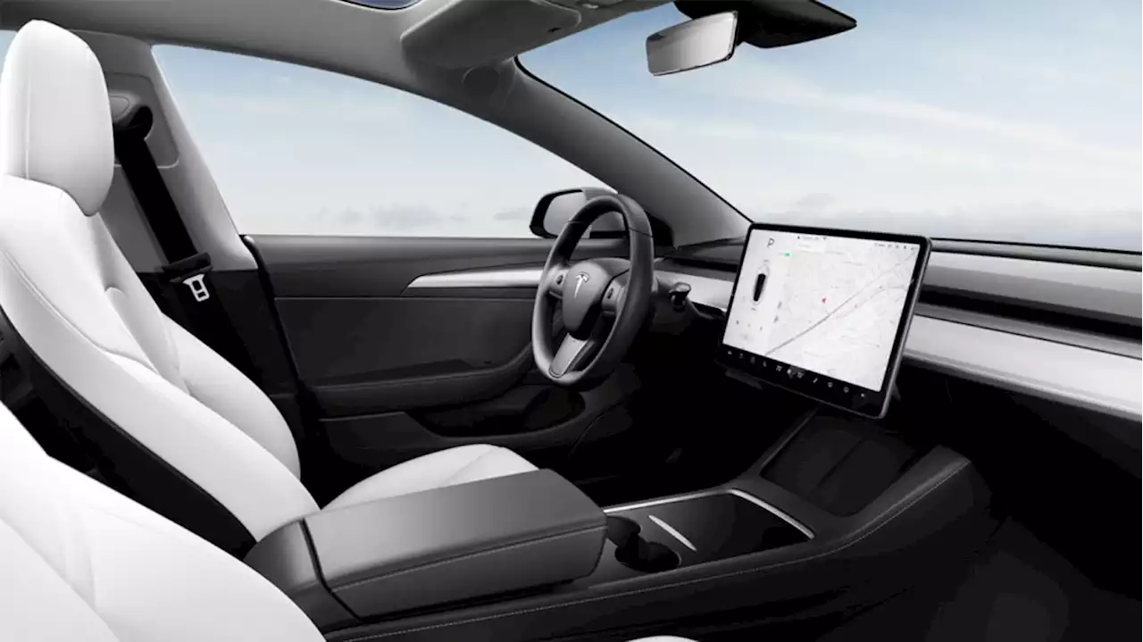 Researchers hack Tesla's infotainment system and get paid upgrades for free - Autoblog