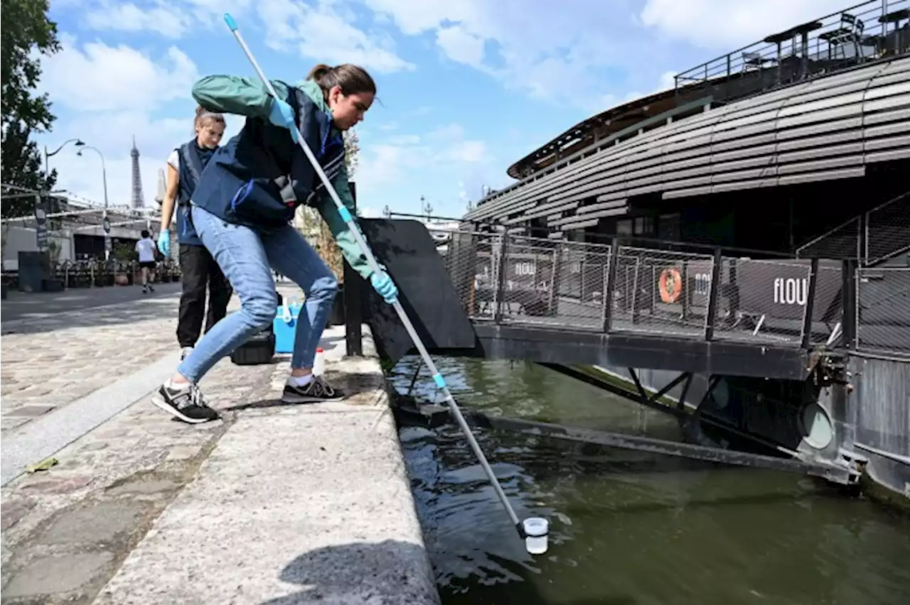 Poluição no rio Sena coloca em risco evento pré-olímpico de natação