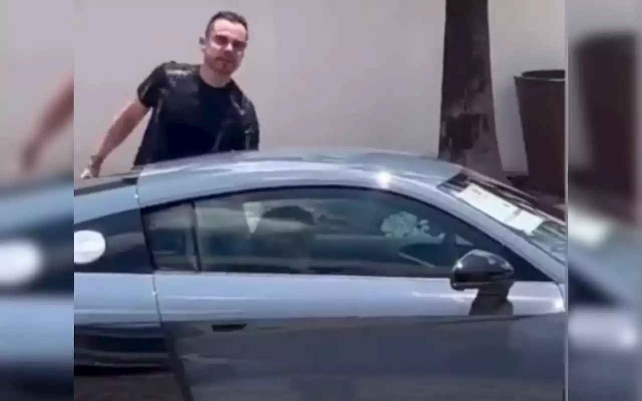 Renuncia asesor del Senado tras ser captado con un Audi R8 | Videos