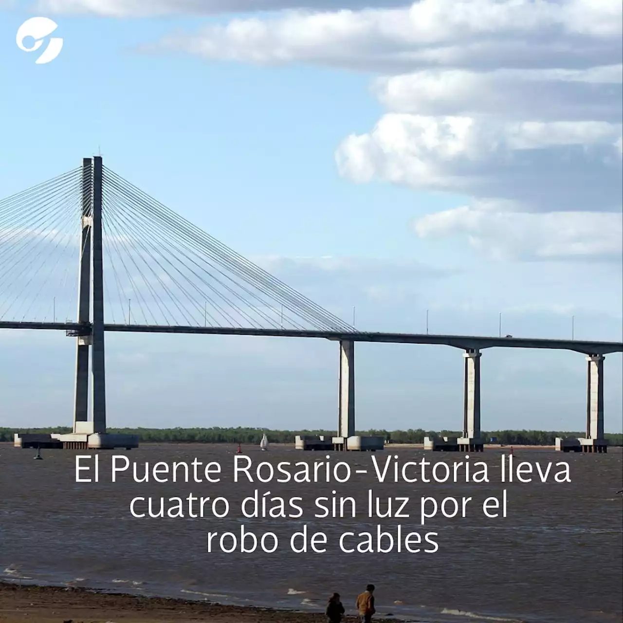 Insólito: el Puente Rosario-Victoria lleva cuatro días sin luz por el robo de cables