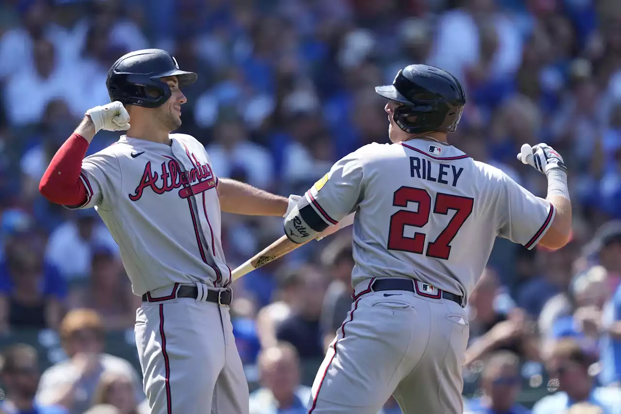 Hendricks' perfect start quickly falls apart as slugging Braves beat Cubs 8-0