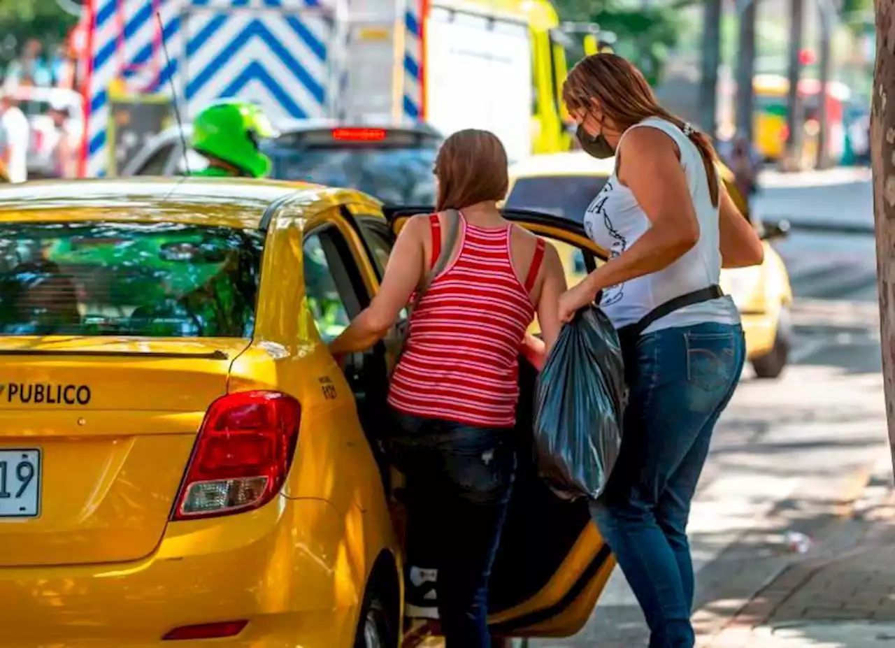 Mujeres de la localidad de Santa Fé en Bogotá denuncian abusos sexuales de taxista