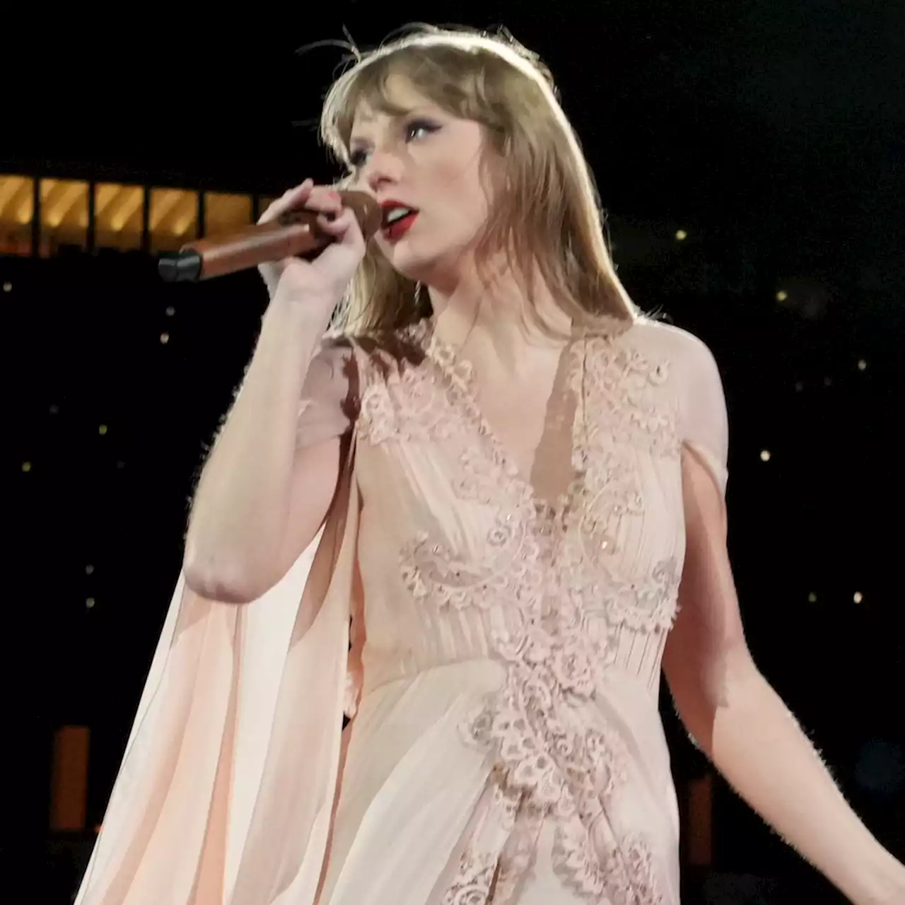 Why NFL Star Josh Allen Is “Surprised” Travis Kelce Fumbled His Chance With Taylor Swift - E! Online