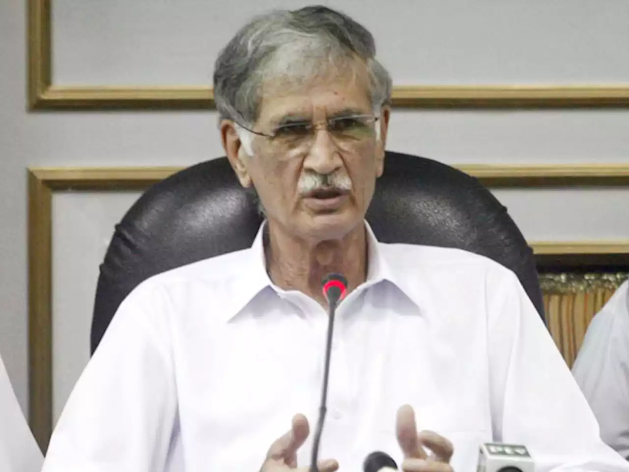 عمران خان کو اپنی ہٹ دھرمی کی وجہ سے یہ دن دیکھنا پڑا، پرویز خٹک - ایکسپریس اردو
