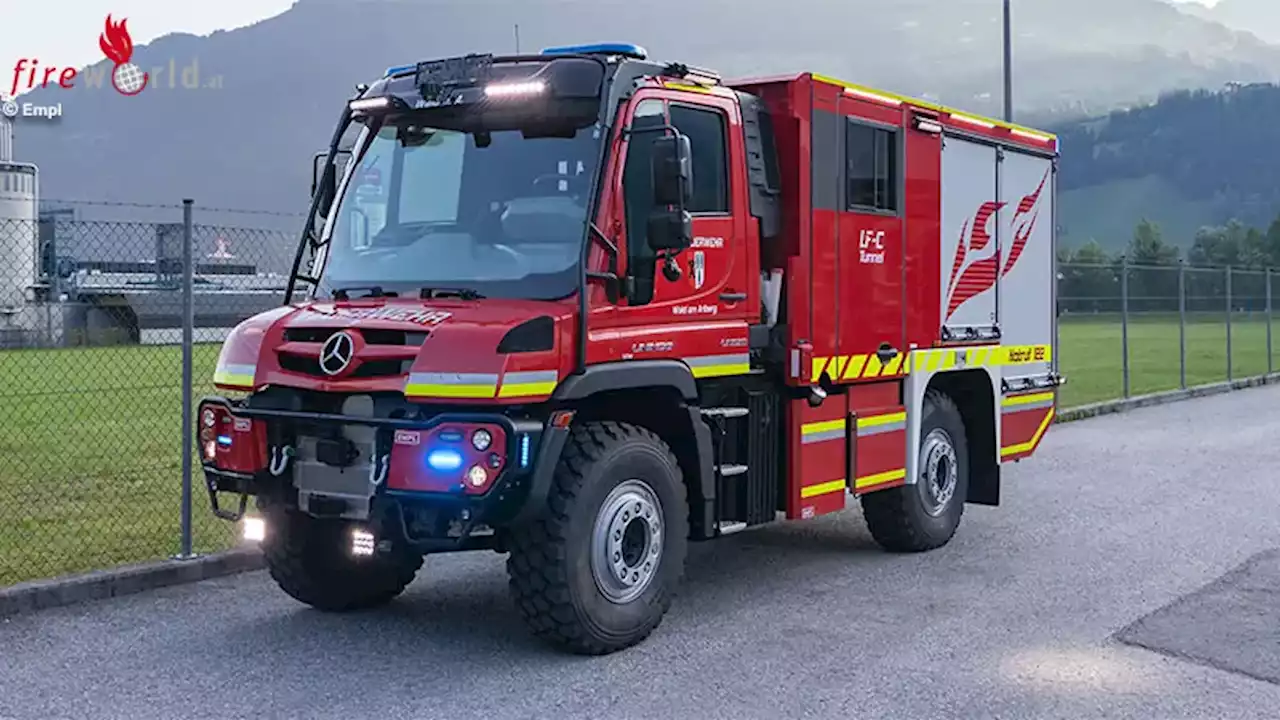 Vbg: LF-C Tunnel auf Mercedes Benz Unimog U323 4x4 für die Feuerwehr Wald am Arlberg