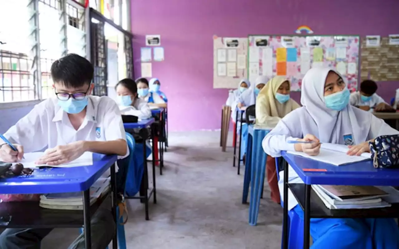 Kerajaan mahu perkenal sekolah khas untuk golongan paling miskin