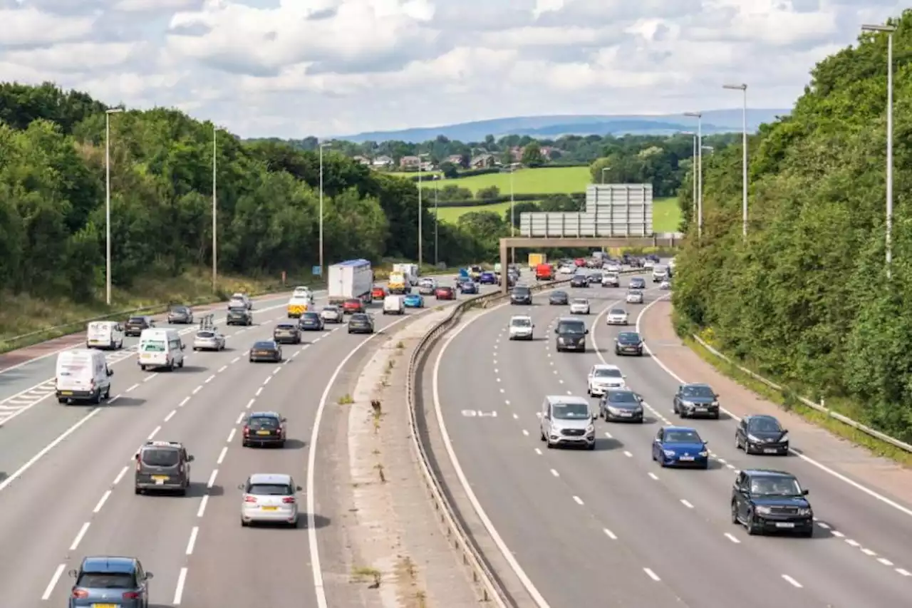 You could be fined £1,000 for driving in summer clothing