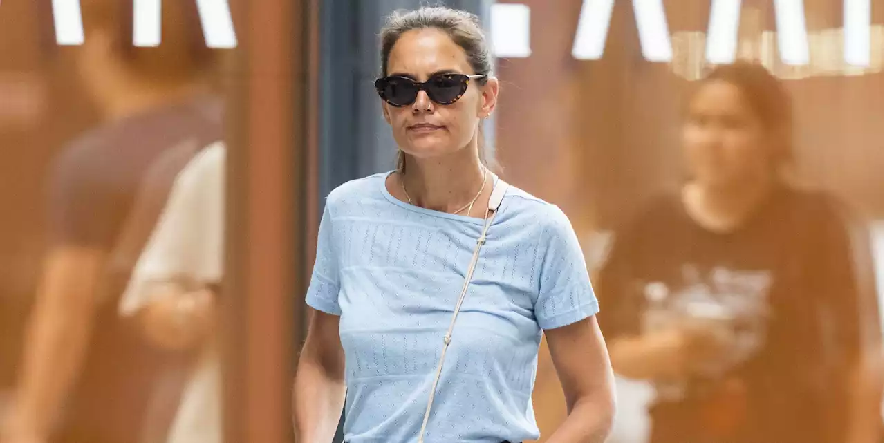 Katie Holmes Elevates Her Casual Summer Look with a Raffia Bucket Bag