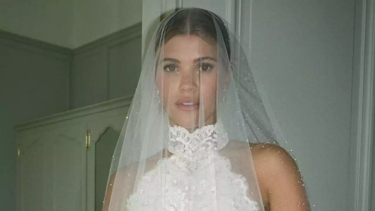 Sofia Richie was not meant to wear three Chanel wedding dresses, here's why