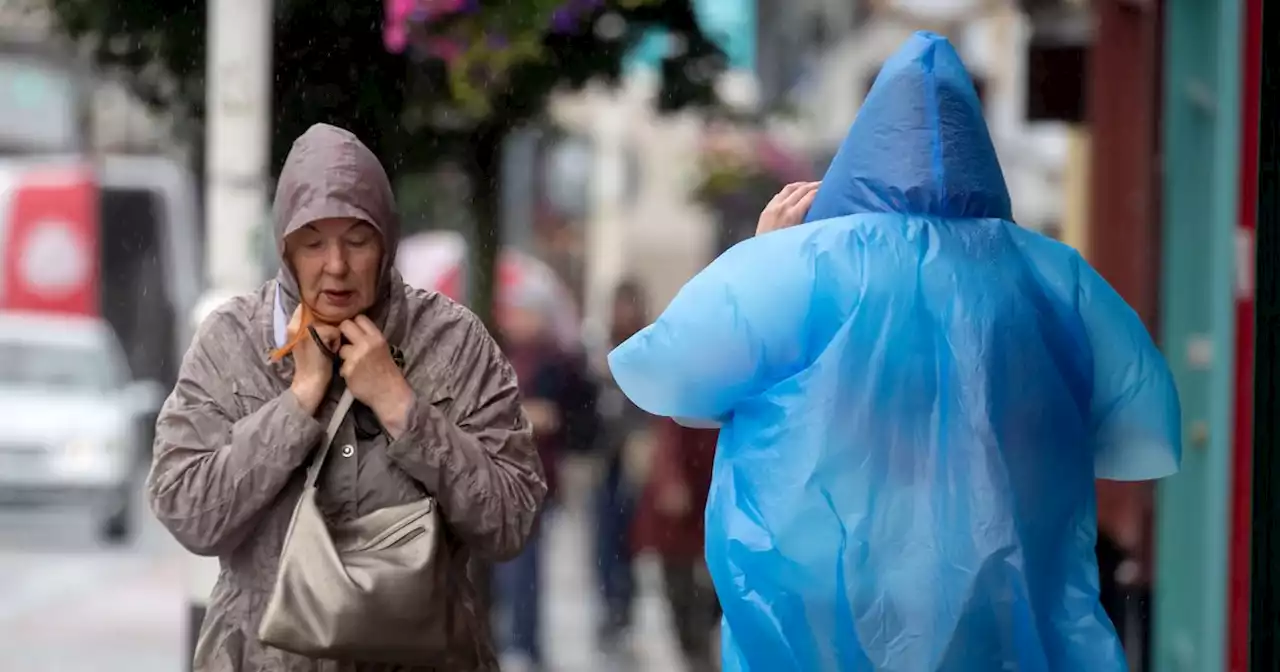 Met Eireann extends weather warnings as Storm Antoni lashes Ireland