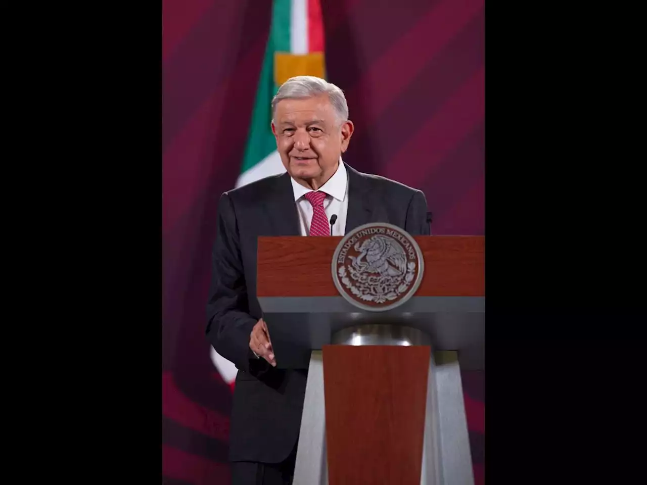 La Jornada: AMLO: en conferencias vespertinas se explicará contenido de libros de texto