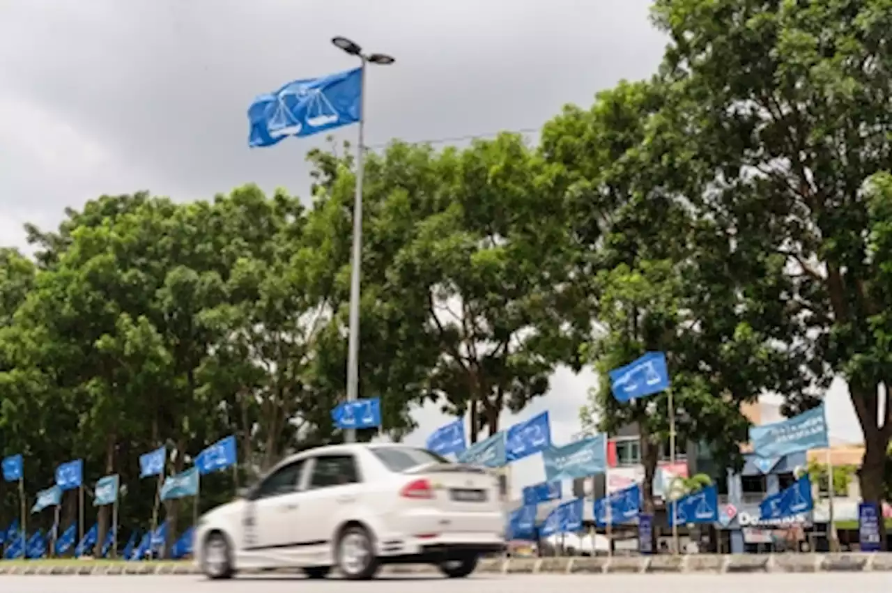 In Semenyih, voter apathy gives both BN and Perikatan mountain to climb before election day