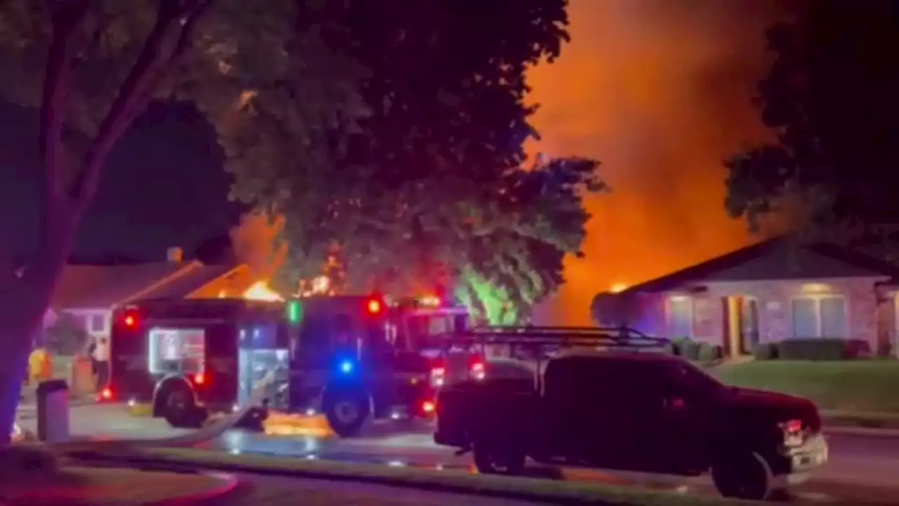 2 die in early morning fatal structure fires in Mesquite