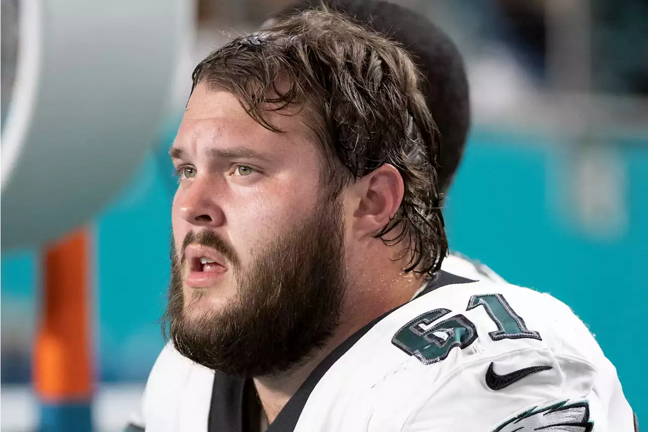 Eagles guard Josh Sills found not guilty in rape, kidnapping case