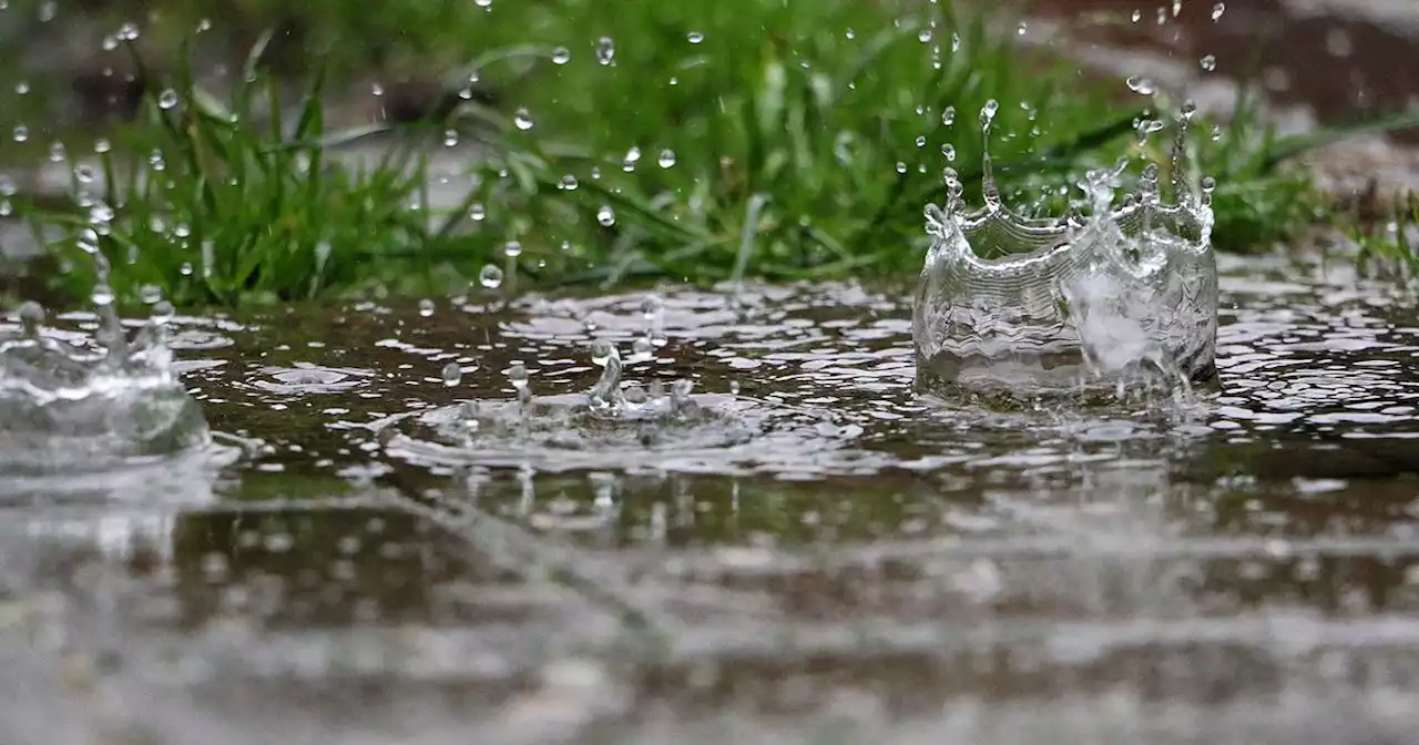 Met Éireann update weather warnings overnight as Storm Antoni hits